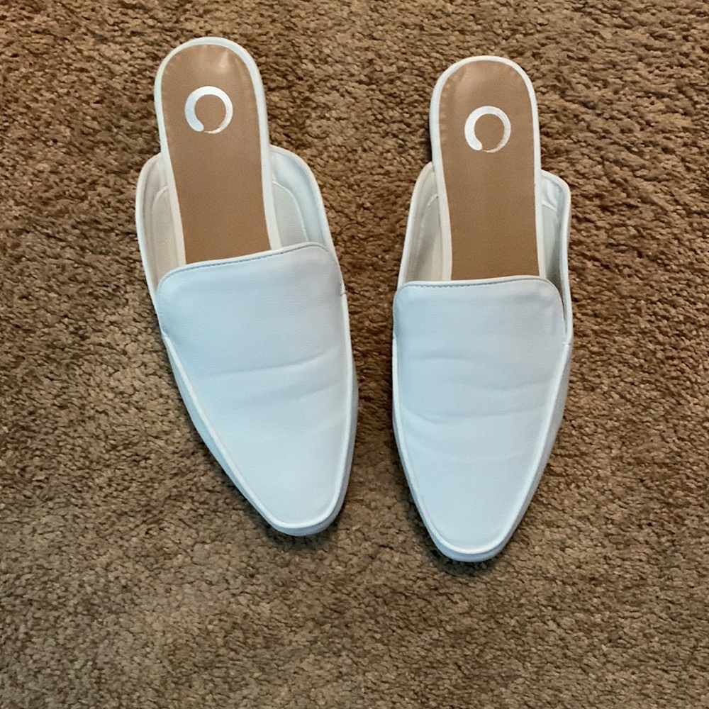 White flat mules